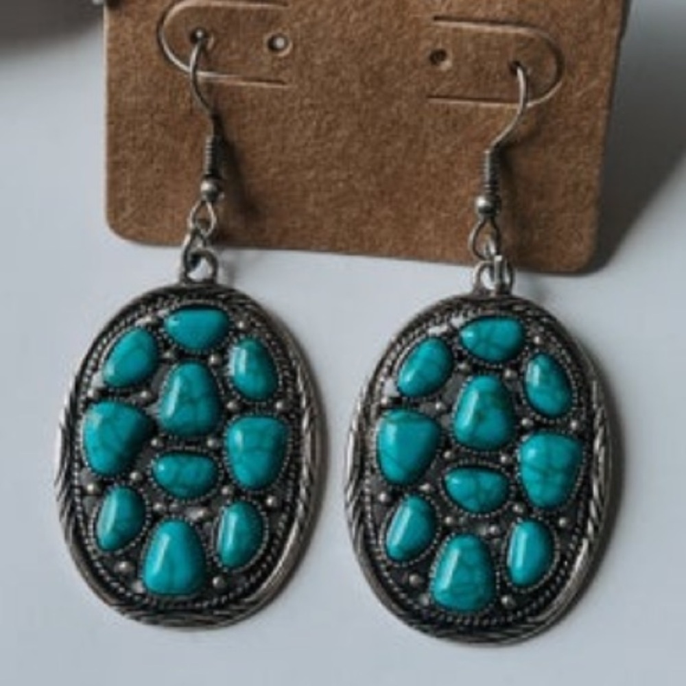 Hippie by Jolli Mollli |Turquoise Cluster Dangle Earrings | NEW/NWT!!🦋🤠